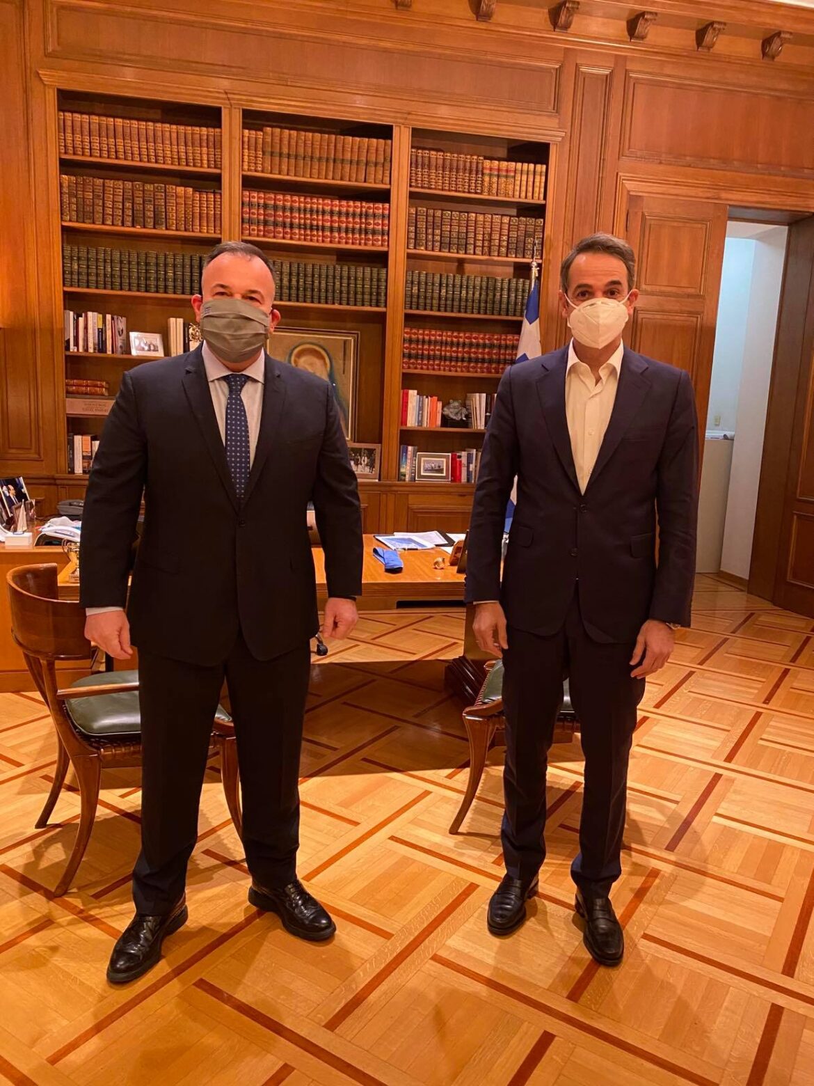 ΠΑΠΠΑΣ 3